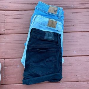 AMERICAN EAGLE • 3 pairs of shorts